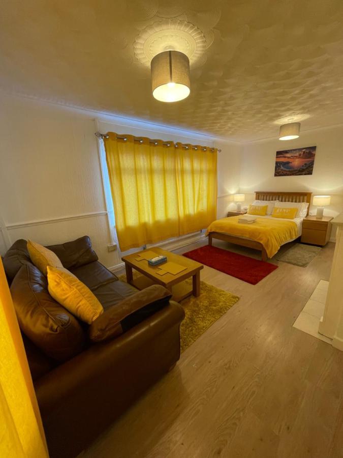 Holiday Home Cardiff City Sleeps 7 Luaran gambar