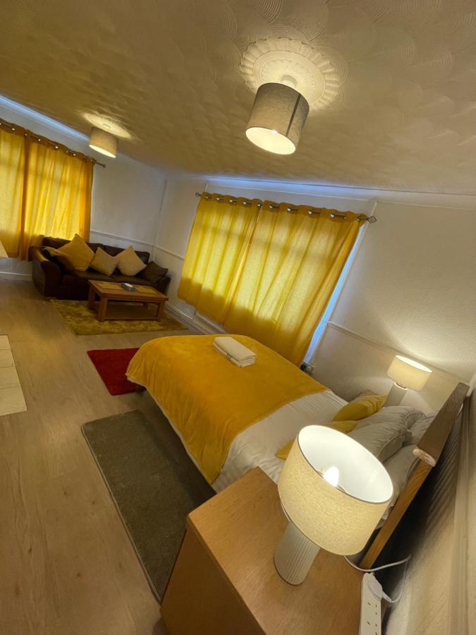 Holiday Home Cardiff City Sleeps 7 Luaran gambar