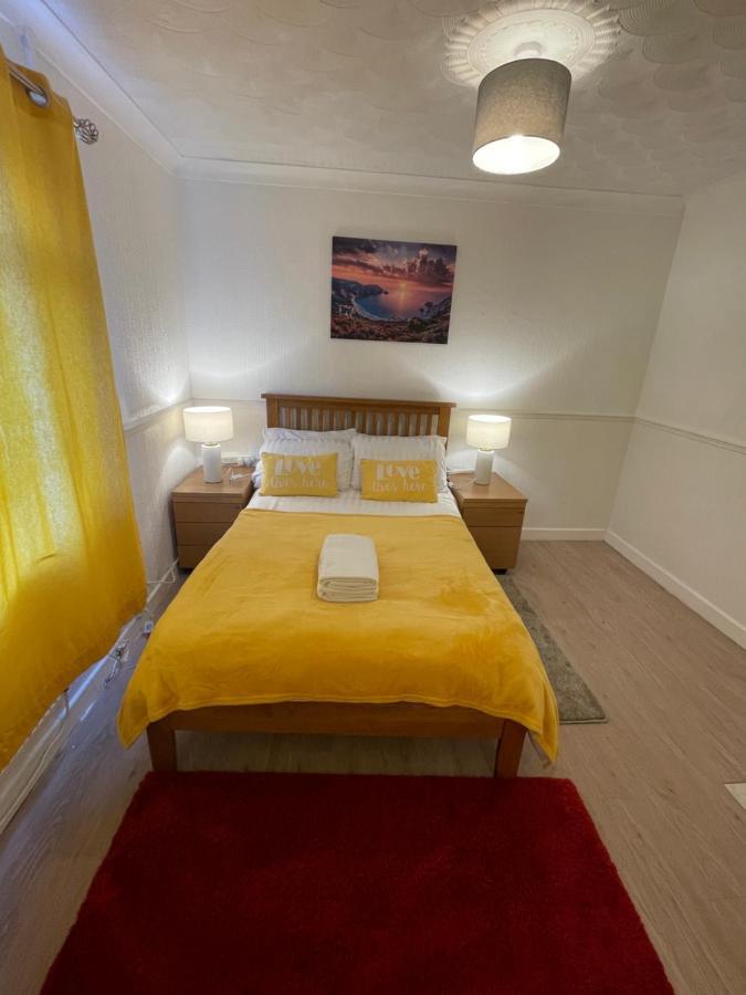 Holiday Home Cardiff City Sleeps 7 Luaran gambar