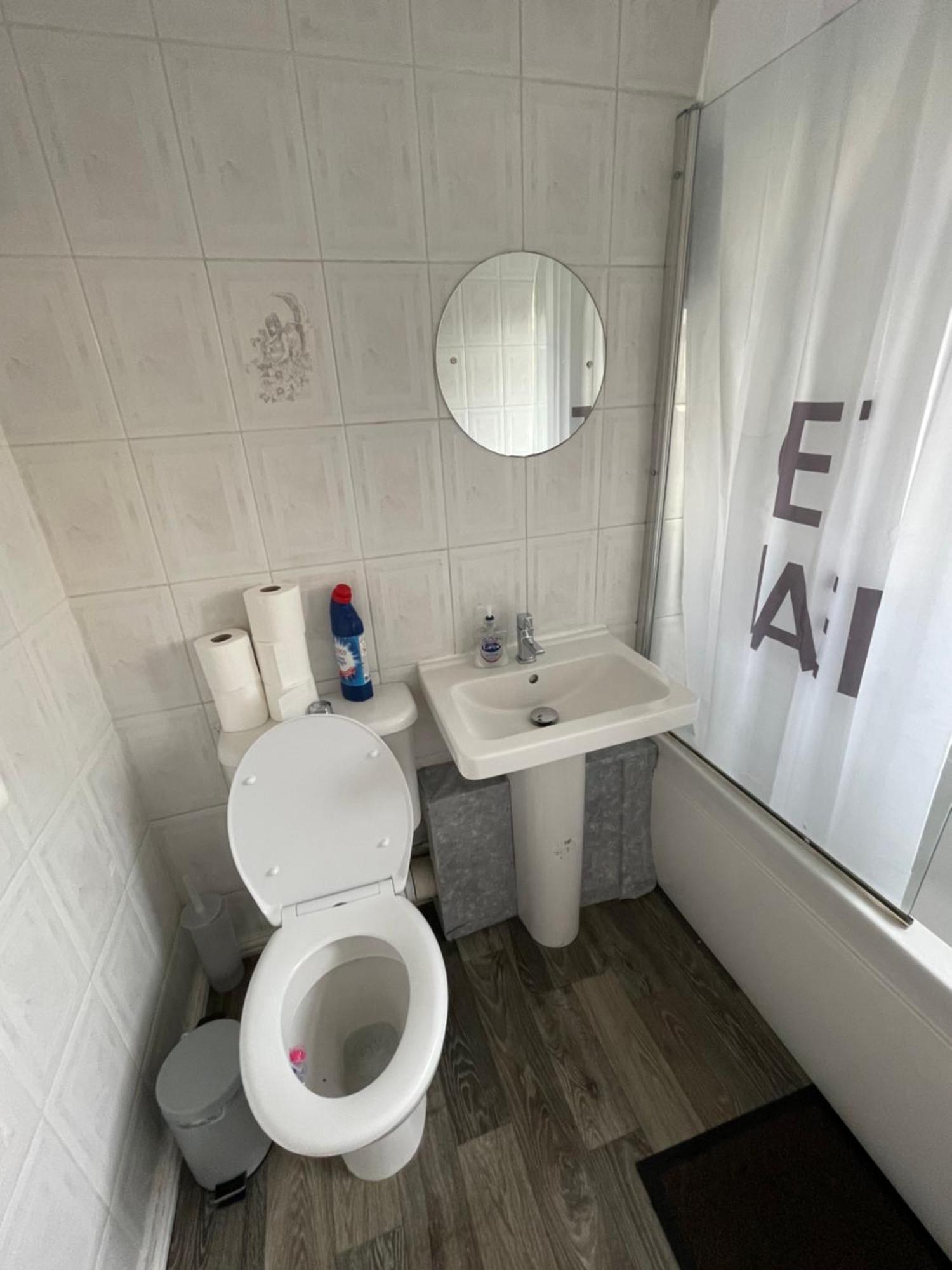 Holiday Home Cardiff City Sleeps 7 Luaran gambar